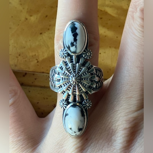 White Buffalo Turquoise Sterling Silver Statement Ring Size 8